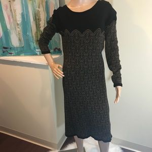 Ronni Nicole L Black/Dark Gold sweater dress